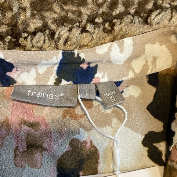 NWT fransa multicolour short sleeve flowy dress with pockets. - Picture 2 of 16